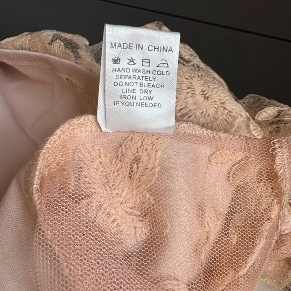 Peach Elegant Lace Embroidered Top Size XL Back Zipper Cottagecore Feminine - Picture 7 of 11